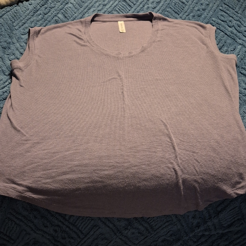 Athleta With Ease Short Sleeved Ribbed Tee Sz M GUC